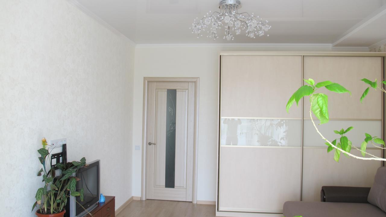 Apartment Ostrova Kryzhanivka Exterior foto